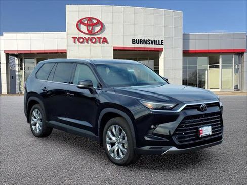 Certified 2025 Toyota Grand Highlander AWD Hybrid image 1