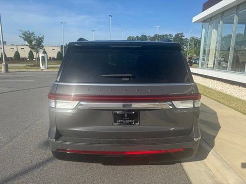 Used 2024 Lincoln Navigator Black Label AWD/4WD image 7