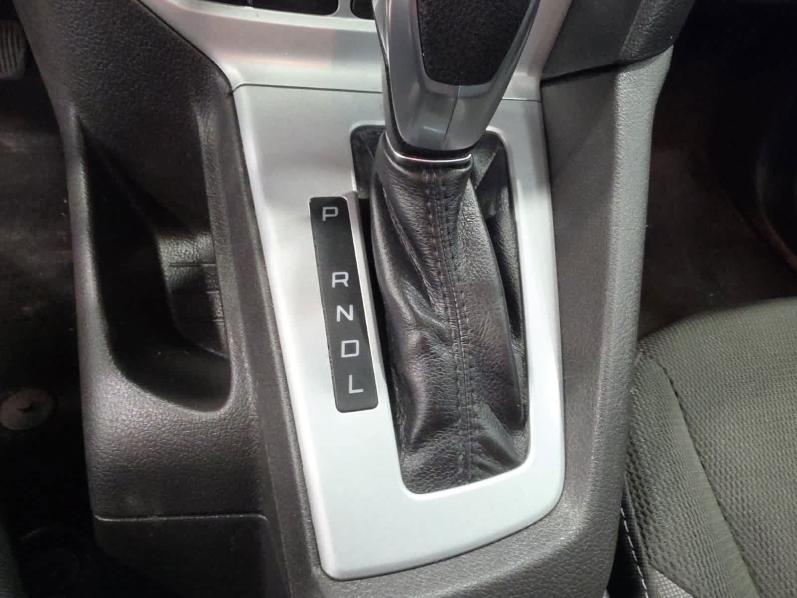 Used 2014 Ford Focus SE FWD image 20