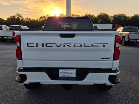 Used 2019 Chevrolet Silverado 1500 RST w/ True North Edition AWD/4WD image 10