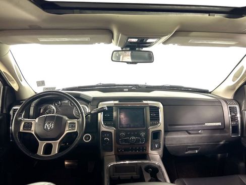 Used 2018 RAM 2500 Laramie w/ Convenience Group image 12