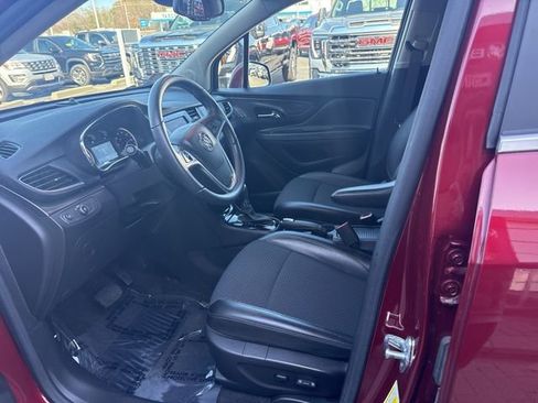 Used 2022 Buick Encore Preferred w/ Safety Package AWD/4WD image 13