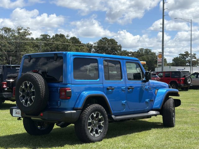 New 2027 Jeep Wrangler Unlimited Sahara AWD/4WD image 10