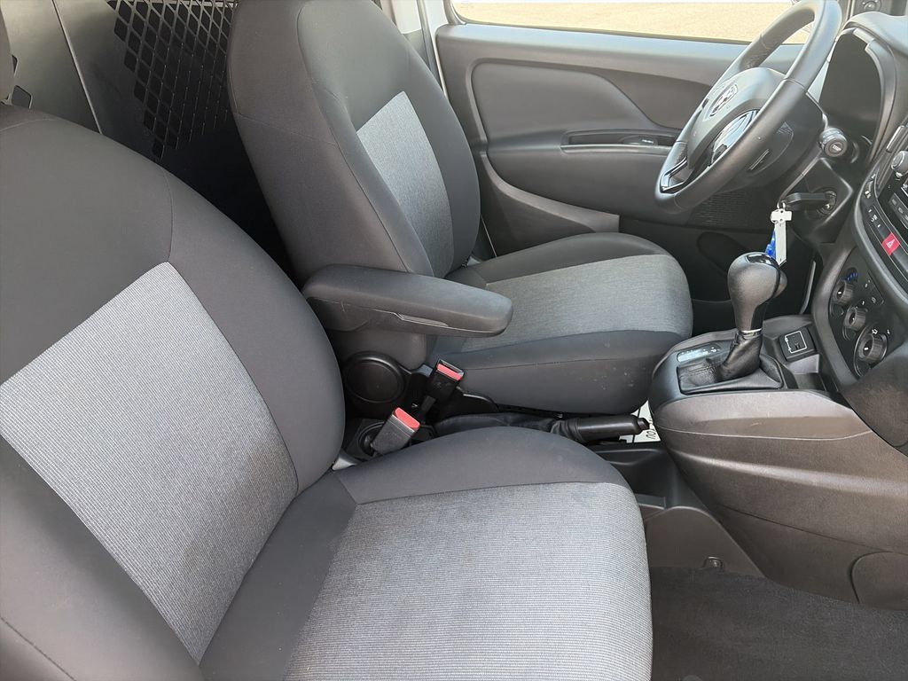 Used 2020 RAM ProMaster City Tradesman SLT FWD image 30