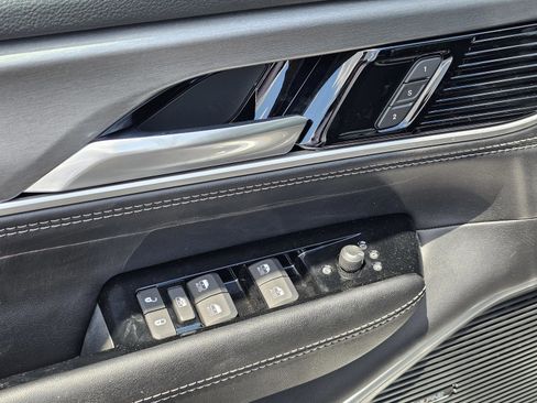 New 2026 Jeep Grand Wagoneer 2WD image 16