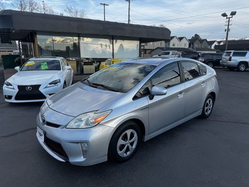 Used 2012 Toyota Prius Two w/ Protection Pkg FWD image 1