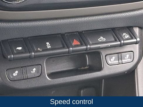 Used 2016 Chevrolet Colorado Z71 AWD/4WD image 16