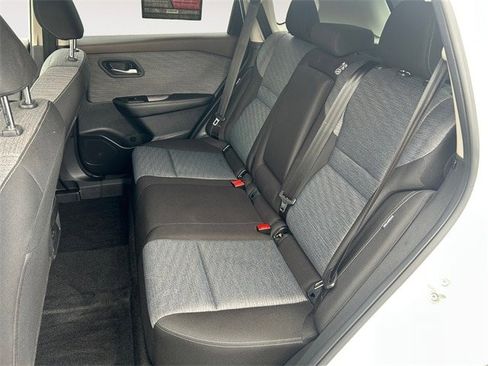 Certified 2023 Nissan Rogue SV image 13