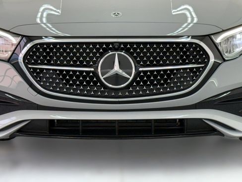 Used 2026 Mercedes-Benz E 450 4MATIC Sedan image 24