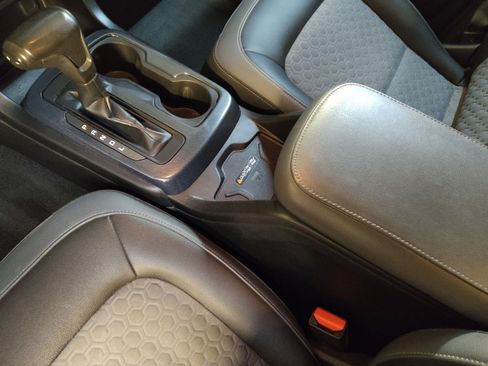 Used 2019 Chevrolet Colorado Z71 image 26