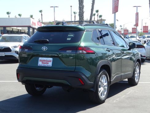 New 2026 Toyota Corolla Cross LE image 5