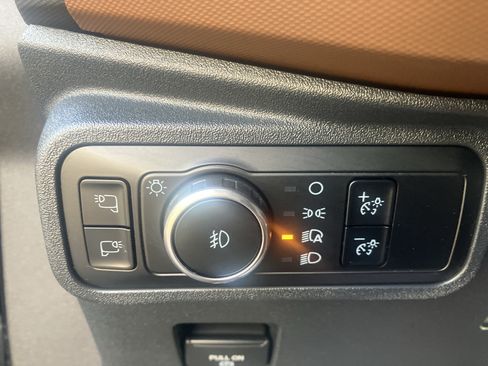 Used 2024 Ford Bronco Outer Banks AWD/4WD image 20