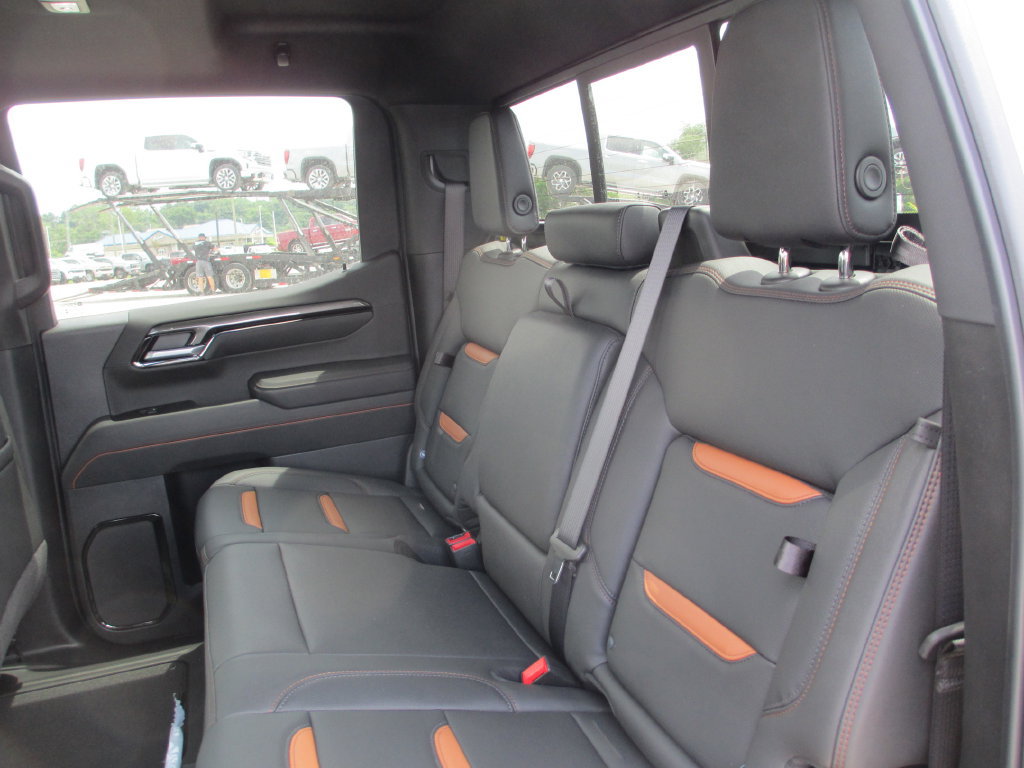 New 2026 GMC Sierra 1500 AT4 w/ AT4 Premium Package AWD/4WD image 14