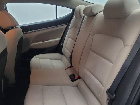Used 2018 Hyundai Elantra SEL w/ Cargo Package image 18