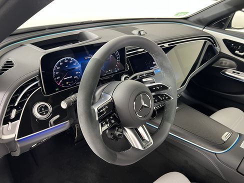 New 2026 Mercedes-Benz E 53 AMG e 4MATIC Sedan image 18