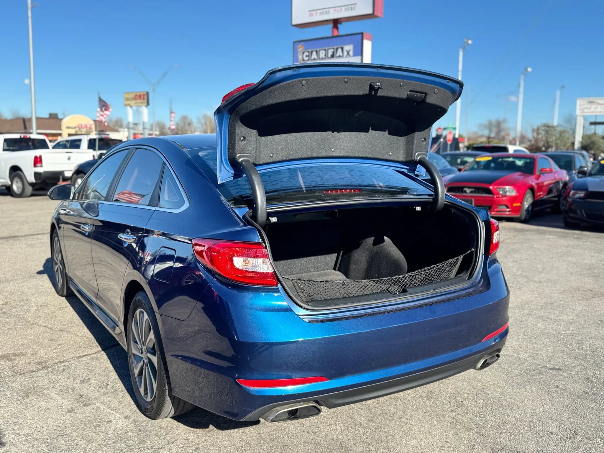 Used 2016 Hyundai Sonata Sport w/ Option Group 02 FWD image 30