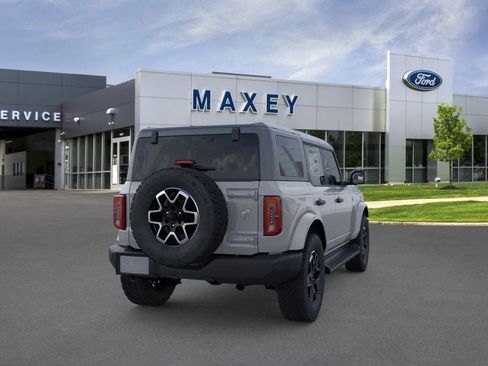 New 2026 Ford Bronco Outer Banks AWD/4WD image 8