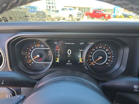 New 2025 Jeep Gladiator Sport image 29