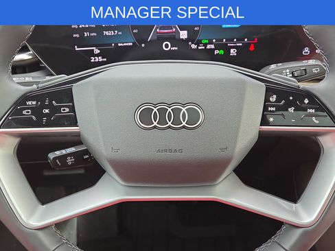 Certified 2025 Audi Q5 Premium w/ Convenience Package AWD/4WD image 21