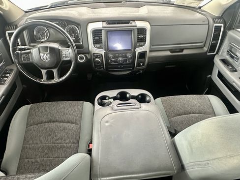 Used 2019 RAM 1500 Classic SLT w/ Luxury Group AWD/4WD image 20