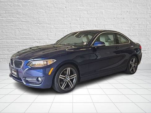 Used 2017 BMW 230i xDrive Coupe AWD/4WD image 3