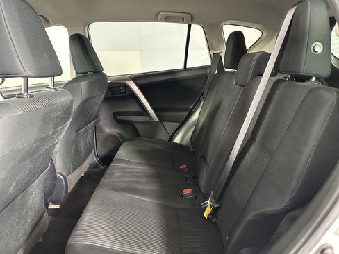 Used 2016 Toyota RAV4 LE image 14