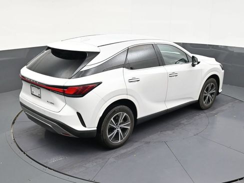 Used 2024 Lexus RX 350 FWD w/ Technology Package image 17