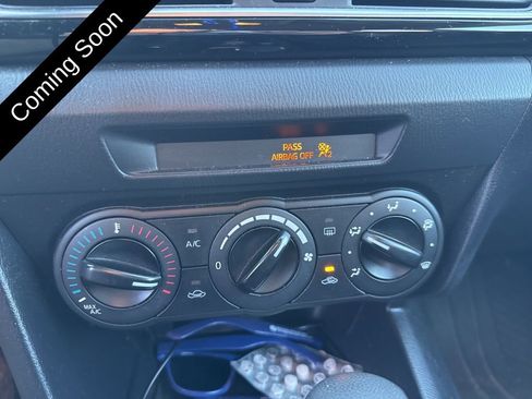 Used 2015 MAZDA MAZDA3 i Sport image 13