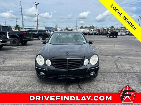 Used 2009 Mercedes-Benz E 350 4MATIC Sedan image 2