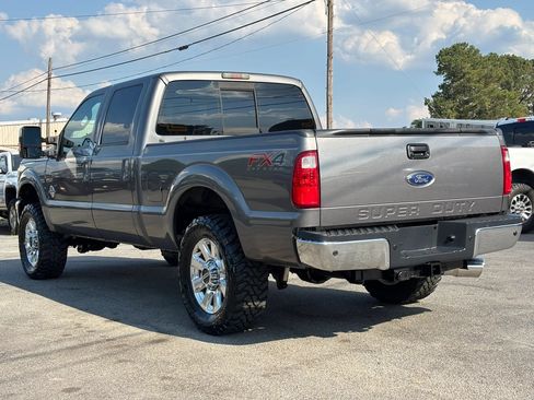 Used 2012 Ford F250 Lariat w/ Lariat Ultimate Pkg AWD/4WD image 7