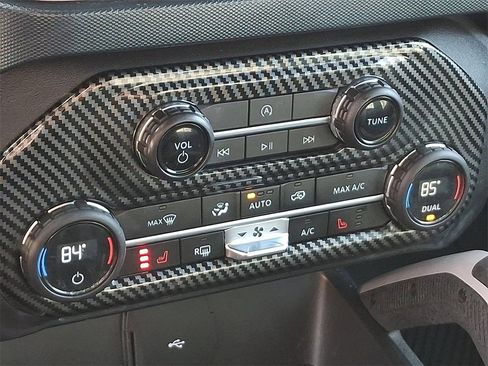 Used 2023 Ford Bronco Outer Banks image 16