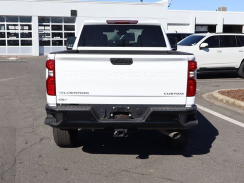 Certified 2024 Chevrolet Silverado 2500 Custom w/ Custom Value Package image 9