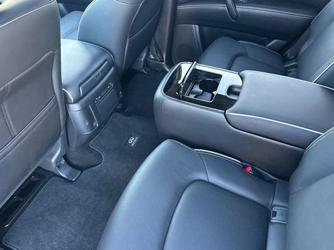 Certified 2024 INFINITI QX80 Premium Select w/ Cargo Package AWD/4WD image 11