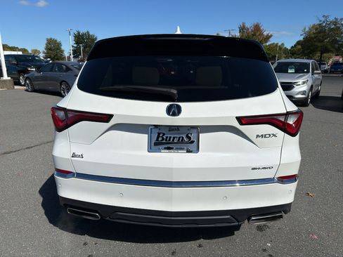 Used 2023 Acura MDX SH-AWD w/ Technology Package image 6