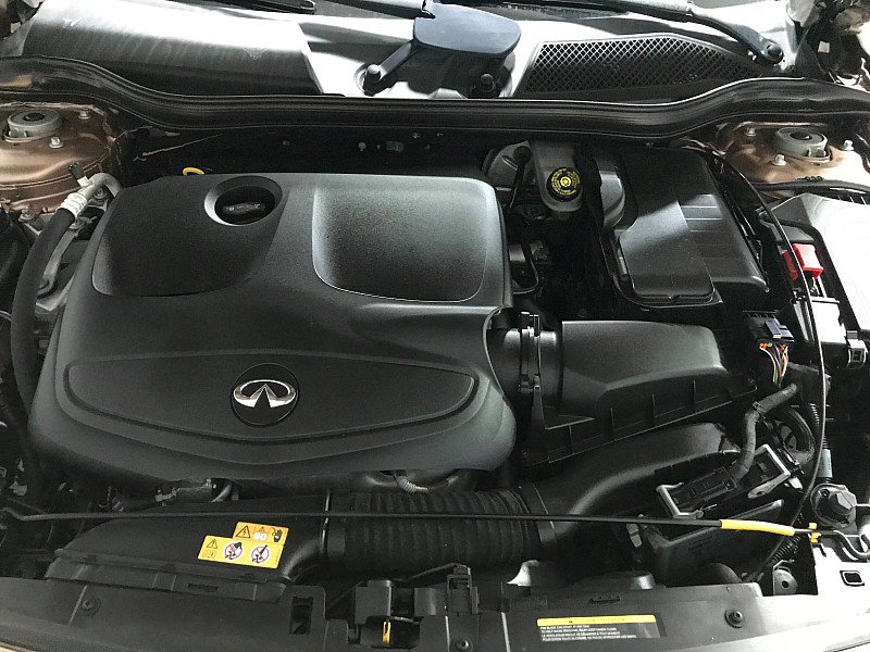 Used 2017 INFINITI QX30 Premium w/ Navigation Package FWD image 32