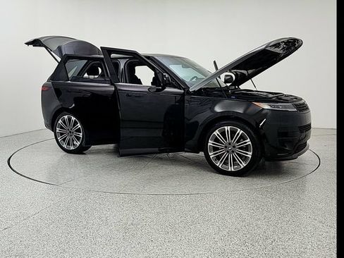 Certified 2024 Land Rover Range Rover Sport Dynamic SE AWD/4WD image 10