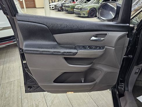 Used 2015 Honda Odyssey EX-L image 37