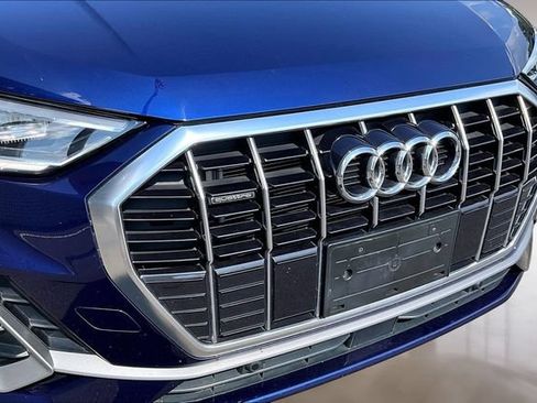 Certified 2023 Audi Q3 2.0T Premium w/ 19" Wheel Package AWD/4WD image 33