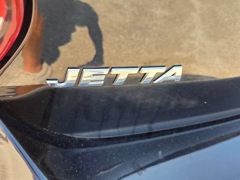 Used 2013 Volkswagen Jetta TDI FWD image 11
