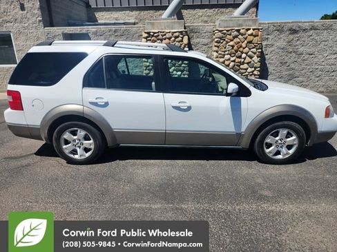 Used 2005 Ford Freestyle SEL AWD/4WD image 4
