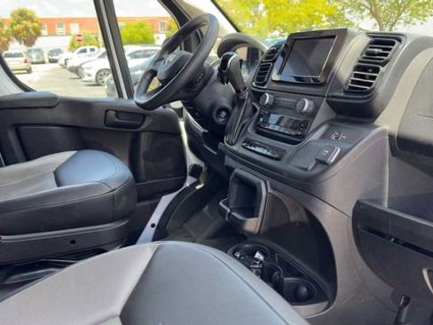 Used 2023 RAM ProMaster 2500 FWD image 14
