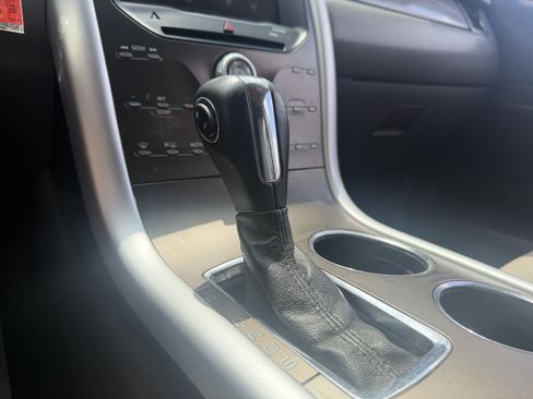 Used 2013 Ford Edge SEL FWD image 37