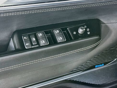 Used 2023 Jeep Grand Wagoneer 4WD image 24