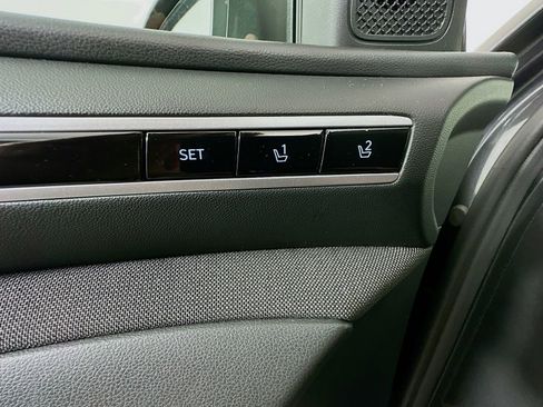 Used 2024 Hyundai Tucson Limited image 36