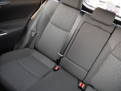 Used 2023 Toyota RAV4 AWD Hybrid image 12