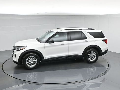 New 2026 Ford Explorer Active RWD image 43