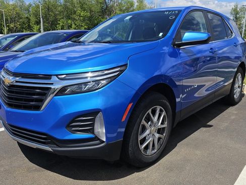 Used 2024 Chevrolet Equinox LT AWD/4WD image 1