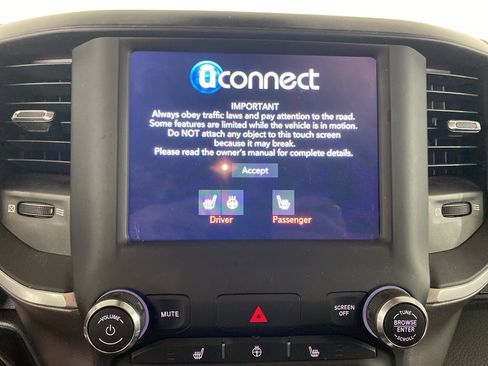 Used 2021 RAM 1500 Big Horn image 3