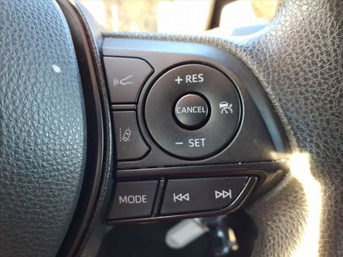 Certified 2022 Toyota Corolla LE image 13