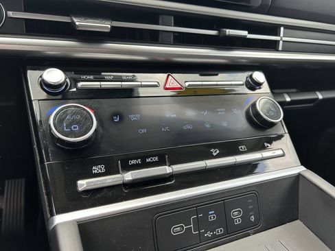 Used 2024 Hyundai Santa Fe SEL FWD image 34